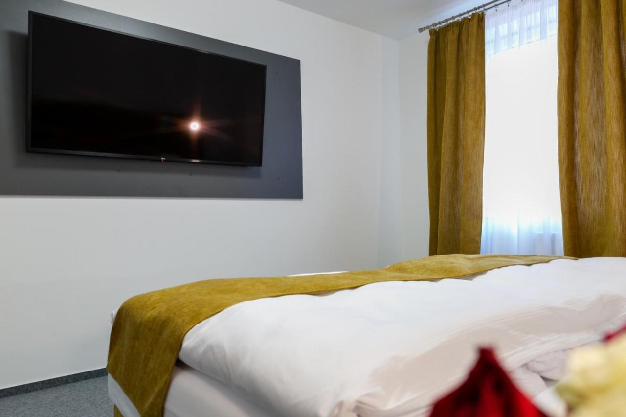 Wellness Hotel Edelweiss Reichenberg Exterior foto