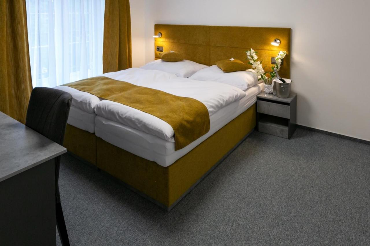 Wellness Hotel Edelweiss Reichenberg Exterior foto